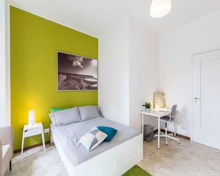 Via dei Mandorli, Cesano Boscone, Lombardy 20090 - Photo 2