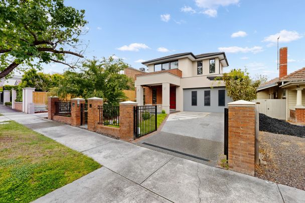 18A Percy Street, Balwyn VIC 3103 - House For Rent | Domain - Photo 1