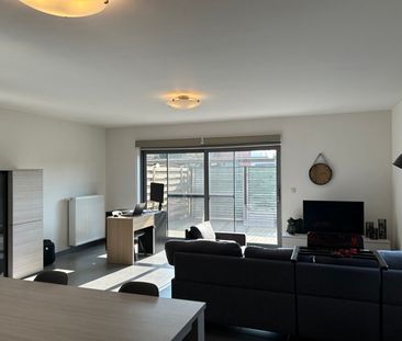 Appartement met 2 slaapkamers kortbij het centrum - Photo 4