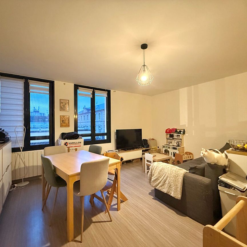 Location Appartement 4 pièces 86m² - Photo 1