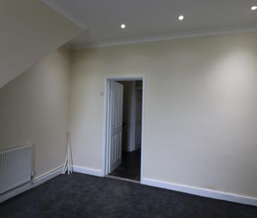 2 bedroom semi-detached house to rent - Photo 2