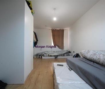 5 bedroom terraced house to rent - Photo 5