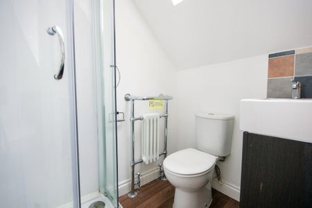 2 bedroom terraced house to rent - Photo 5