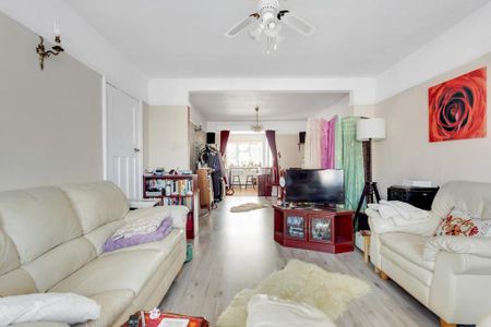 3 bedroom house to rent - Photo 3