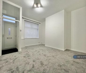 2 bedroom end of terrace house to rent - Photo 1