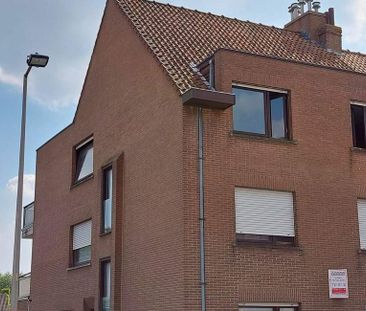 Appartement te huur in Wevelgem voor € 800 met 2 slaapkamers - Foto 4
