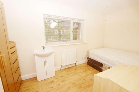 Redshaw Close, Fallowfield, Manchester, M14 - Photo 5