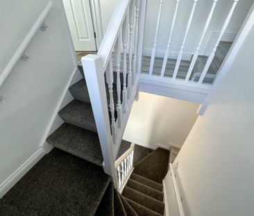 Price £695 pcm - Available Now - Furnished - Photo 5