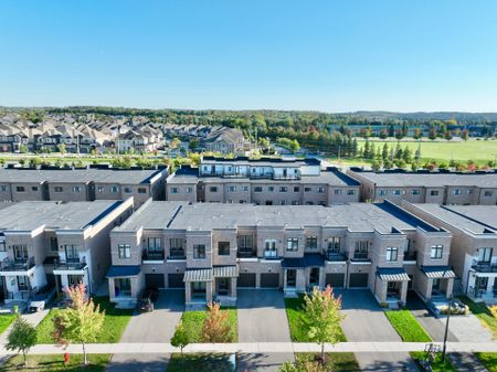 For Lease - 219 Elyse Court, Aurora, Ontario - Photo 4