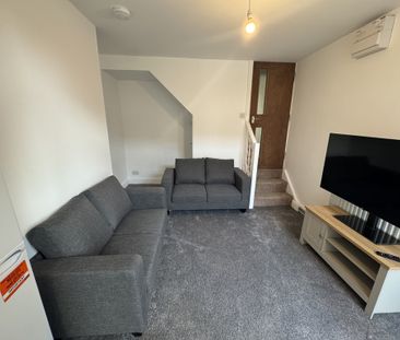 Heslington Road - P2177 - Photo 3