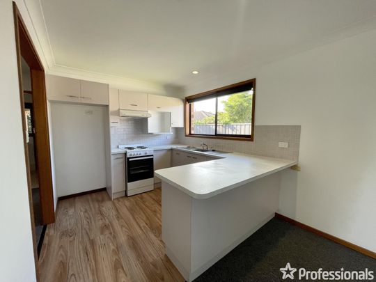 1/2 Elwin Court, North Nowra NSW 2541 - Photo 1