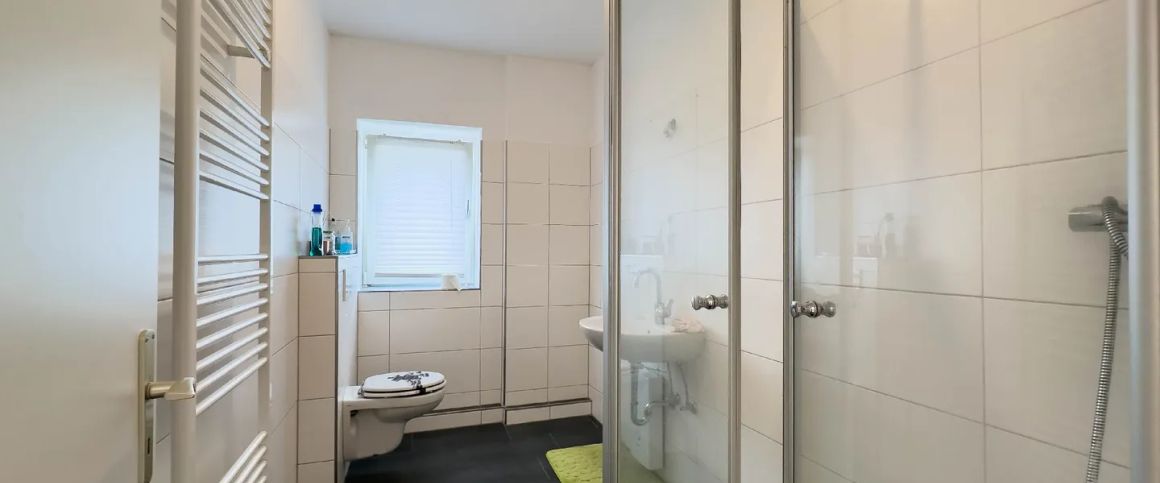 Großzügige 3-Zimmerwohnung mit Garage - Photo 1