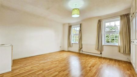 Belle Vue Close, Staines, Middlesex, TW18 2HY - Photo 4