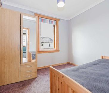 2 bedroom flat to rent - Photo 6
