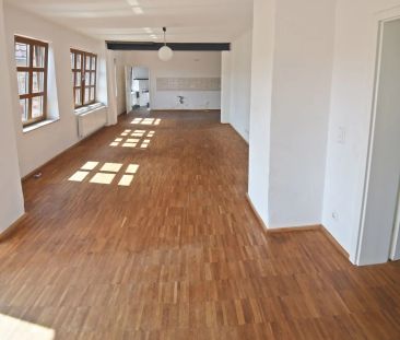 große Mietwohnung zentral in Lauenau - Photo 2