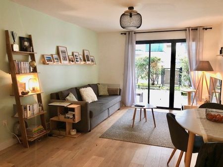 Location Appartement 2 pièces 47m² BORDEAUX 33000 - Photo 2