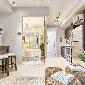 Furnished 1 Bedroom, 1 Bathroom - Yards at Fort York Condos - Photo 2