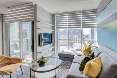 For Lease - 1 Yorkville Avenue Unit# 4905, Toronto, Ontario - Photo 2