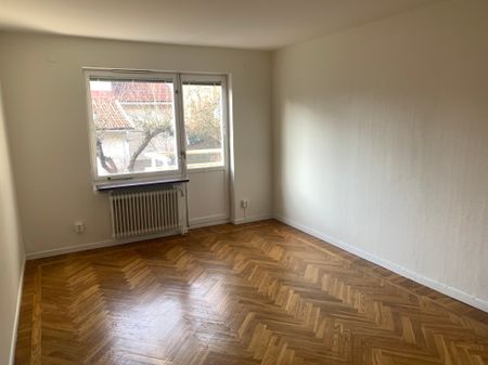 Edsviksvägen, Danderyd - Photo 2