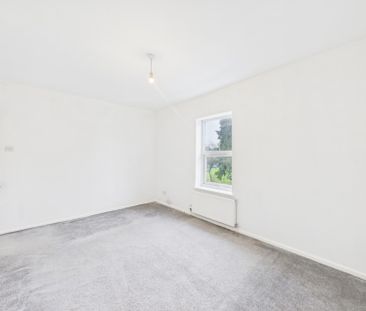 Stroud Road, Gloucester - Photo 2