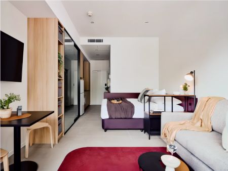 Studio Balcony - Photo 2