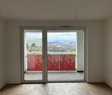 Schöne Zweizimmer-Wohnung mit Loggia in bester Lage! - Photo 3