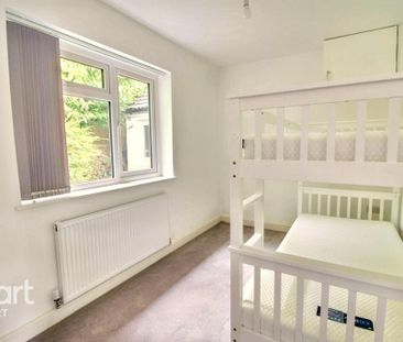 4 bedroom detached house to rent - Photo 5