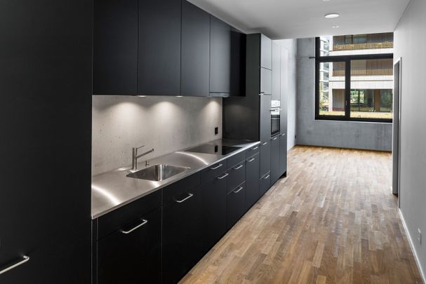 "Modernes Wohnen in einer Atelierwohnung" - Photo 1