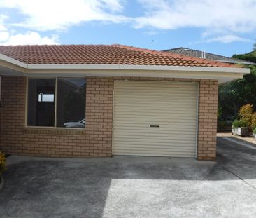2/4 Hickson Place West Hobart TAS, 7000 - Photo 1