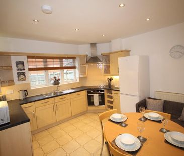 1 bedroom in a house share to rent - Photo 6