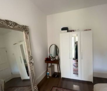 Room in a Shared House, Wilmington Garden Barking, IG11 - Photo 6