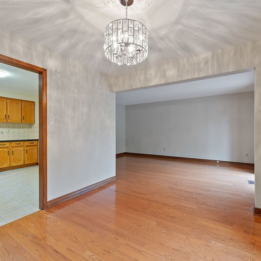 For Lease - 75 Bremen Lane, Mississauga, Ontario - Photo 1