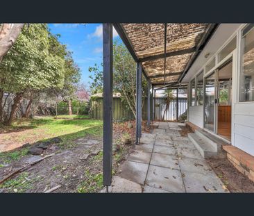 8 Lehmann Crescent, Frankston North, Vic 3200 - Photo 5