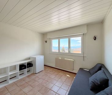 Prächtige 3.5-Zimmer-Wohnung in Prilly - Photo 2