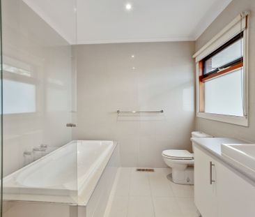 Unit 3/2015 Malvern Road, Malvern East. - Photo 1