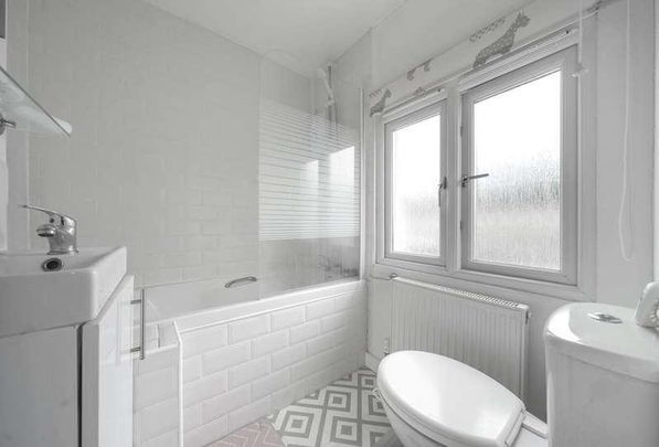 Upper Park Street, Cheltenham, Gloucestershire, GL52 - Photo 1