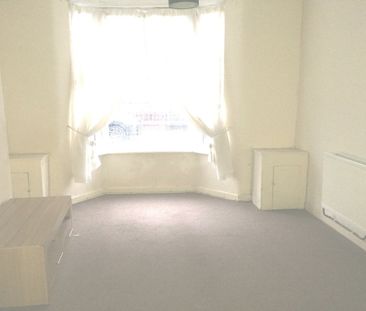 5 Bed Semi-Detached House, St Andrews Road, L4 - Photo 5