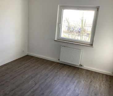 Helle Zweizimmerwohnung mit Blick ins Grüne - Foto 2