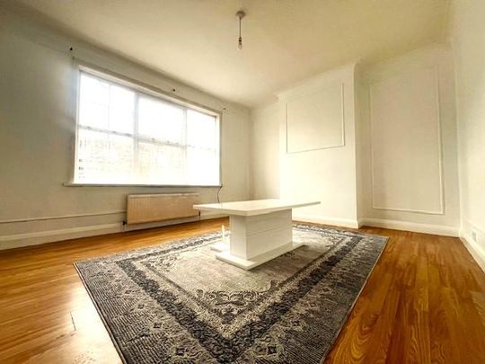 4 bedroom maisonette to rent - Photo 1