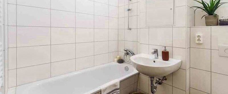 Frisch renovierte 2-Zimmer-Wohnung mit Balkon im 2. OG - Foto 1