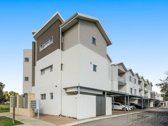 Refreshed in Maddington - Photo 1