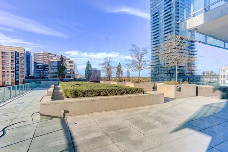 For Lease - 18 Yorkville Avenue Unit# 704, Toronto, Ontario - Photo 3