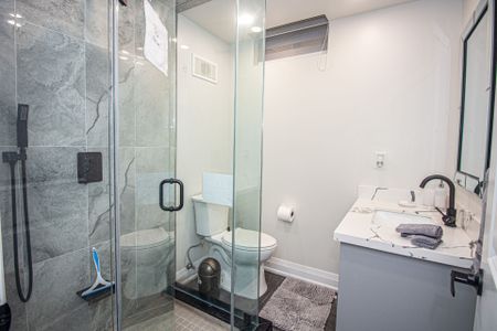 For Lease - 3915 Arvona Place, Mississauga, Ontario - Photo 4