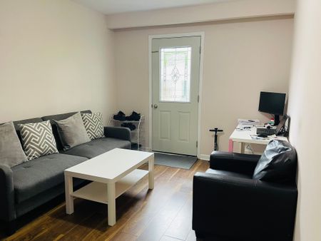 For Lease - 24 Crewe Avenue Unit# Lower, Toronto, Ontario - Photo 3