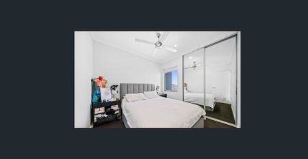 STYLISH UPPER FLOOR APARTMENT! - Available 13th March 2026 - Photo 5