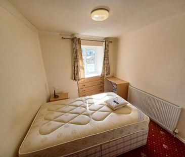 6 bedroom house to rent - Photo 4