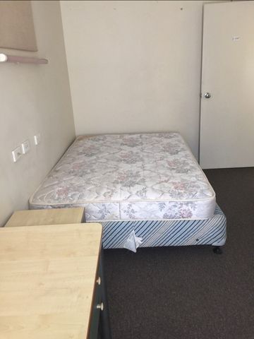 Easy Living in the City - Ideal for Students - Photo 3