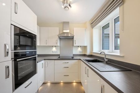 1 bedroom retirement property to rent - Photo 4