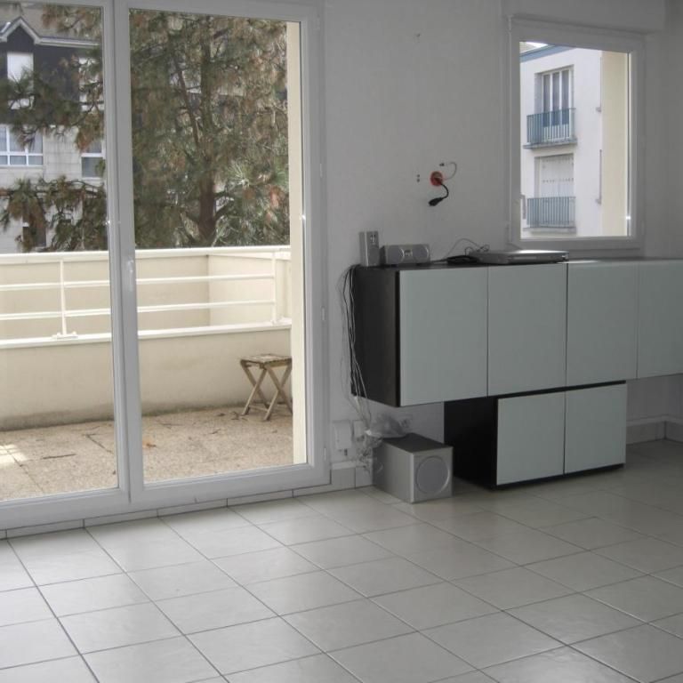 A Louer- Appartement à Nantes - Photo 1
