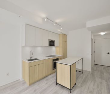 For Lease - 215 Lakeshore Road Unit# 429, Mississauga, Ontario - Photo 2